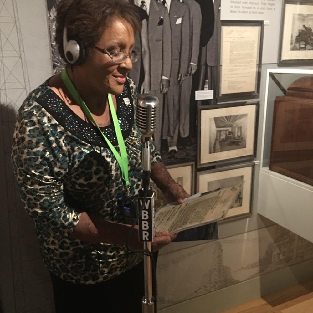 Meet your Posher, Pamela